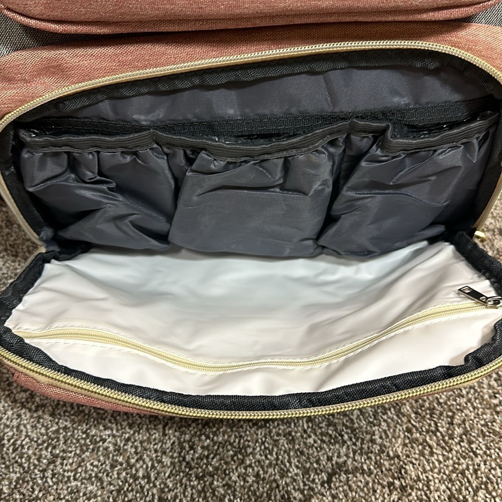 Bubblbay diaper bag backpack with changing station - gender neutral - Picture 4 of 16
